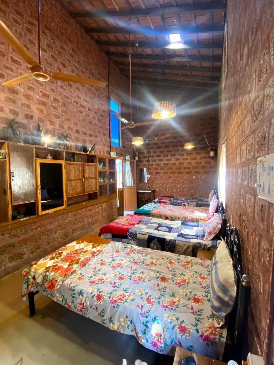 Bed and Breakfast Moradia Dos Quadros Malar Exterior foto